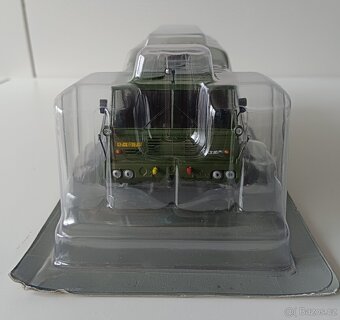 Tatra 813 8x8 kolos 1:43 premium DeAgostini - 4