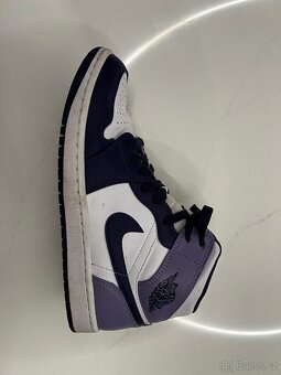 Air Jordan 1 Mid Blueberry - 4