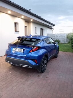 Toyota C-HR 2.0 hybrid - 4