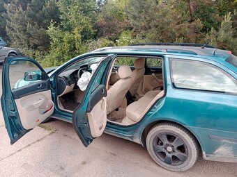 Škoda Octavia 2 1.6 MPI r.v. 2006 bouraná - 4