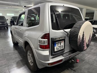 Mitsubishi Pajero 3,5 GDI UZÁVĚRKA TAŽNÉ - 4