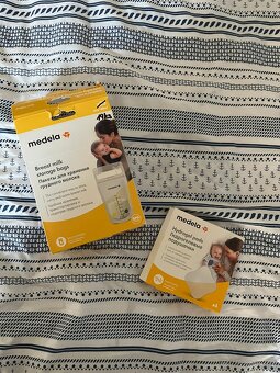 Medela Solo - elektrická odsávačka mléka + Medela Calma - 4