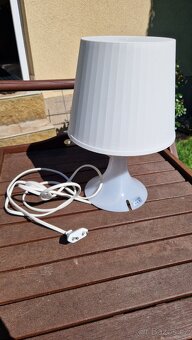 Stolní lampa bílá - 4