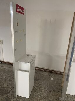 Nábytek do dílny možný stojan na nářadí. - 4