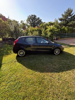 Hyundai i30 1.4 80kw - 4