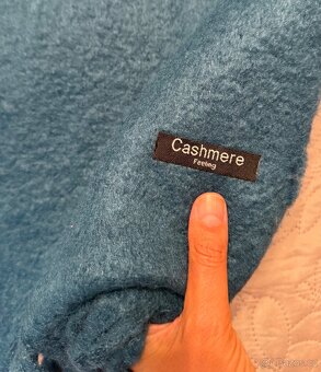 Petrolejová velká zimní šála z Barcelony, nová, sleva. - 4