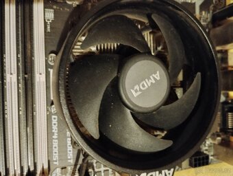 Prodám základní desku MSI B450 Bazooka a zdroj 520W - 4