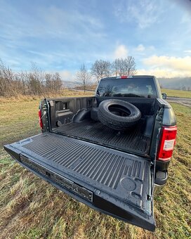 Ford F-150 3.3L 4x4 Supercrew - 4