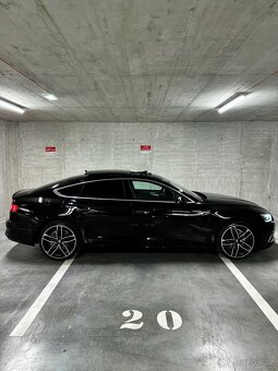 AUDI A5 B9 2.0TFSI 140kw A/T PANO - 4