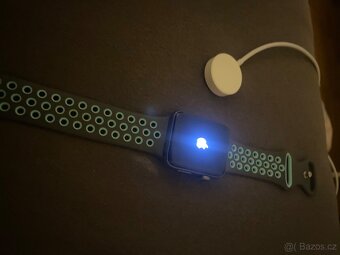 Apple Watch 3 42 mm Nike - 4