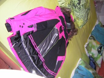 Prodám 2 bundy a lehký kabát - 4