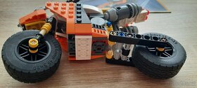 LEGO Creator 31059 Silniční motorka 3v1 - 4