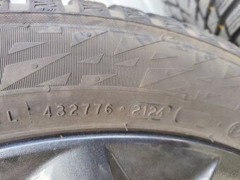 Lexus R20 235/50/20 Nokian 5x114.3 - 4