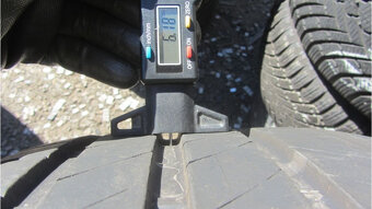 Letní pneu 255/40/20 Bridgestone - 4