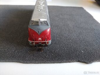 Vláčky TT Lokomotiva V221 - 4