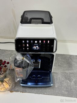 Kávovar Philips EP5500 LatteGo exclusive v bílé barvě - 4