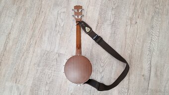 Banjolele - 4
