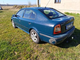 Škoda Octavia 1.6 74kw - 4