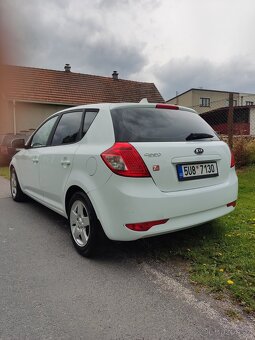 KIA CEED 1.4 i R.V.2010 - 4