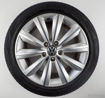 Volkswagen Passat - Originání 17" alu kola - Letní pneu - 4