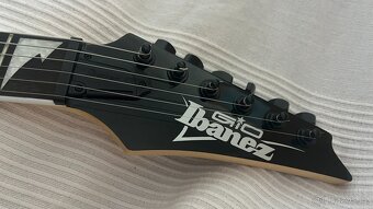 Super ST model Ibanez GRG121DX-BKF - 4