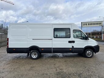 Prodám Iveco Daily 3.0HPT. 107kw. 50C15. 6 míst. - 4