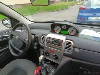 Lancia Y 1.2 - 4