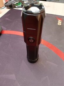 Led svítilna-800 mAh - 4