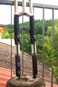 retro sberatelska vidlice Rock Shox Judy XL, 1998 - 4