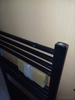 OTOPNÉ TĚLESO, černá mat - 4