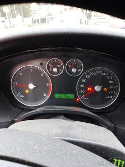 Ford Focus mk2 - 4