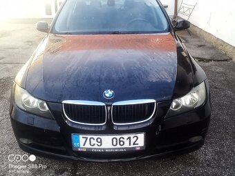 BMW 318i - 4