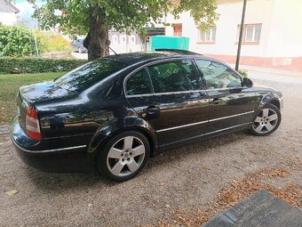 Škoda Superb 2.5Tdi 120kW Laurin & Klement - 4