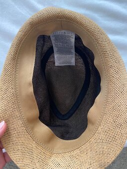 Klobouček z papírové příze nový - 4