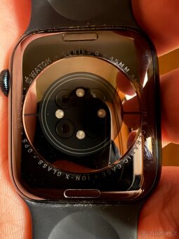 Apple Watch 8 45mm black - 4