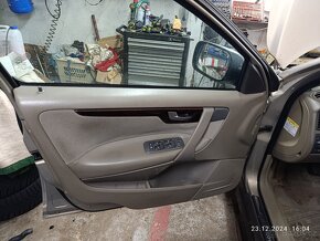 Volvo XC70 díly - 4