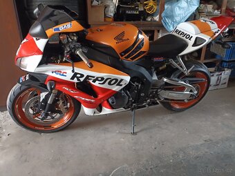 Honda CBR1000RR Fireblade - 4