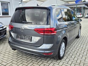 VW Touran DSG HIGHLINE 7 Míst FullLED KAMERA TAŽNÉ - 4