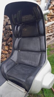 statický dětský vrtulník z laminátu - 4