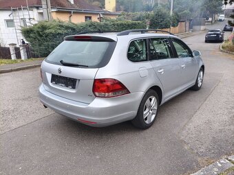 Volkswagen Golf Variant 1.6 TDI 77 Kw Trend r.v.2011 - 4