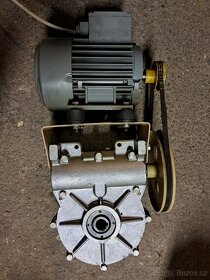 Motor s převodovkou - 4
