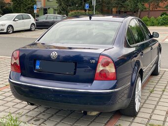 Volkswagen Passat B5.5 2.8 V6 - 4