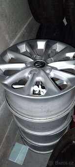 Prodám disky Toyota Corolla 2022 5x114,3 R17 7 1/2Jx17 ET 40 - 4