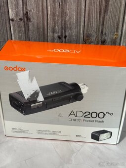 Godox AD200Pro blesk / záblesk - 4