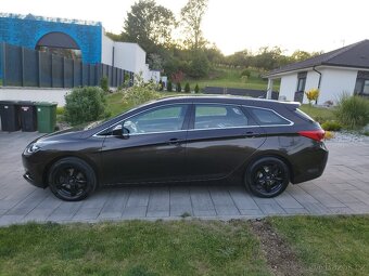 Hyundai i40 combi, 1.6GDi 99kw 67 000km - 4