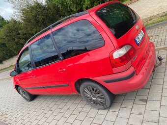 Ford Galaxy - 4
