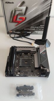 ASROCK B550 Phantom Gaming-ITX/ax - 4