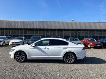 VOLKSWAGEN PASSAT 2,0 TDI KAMERA 360 VIRTUÁL - 4