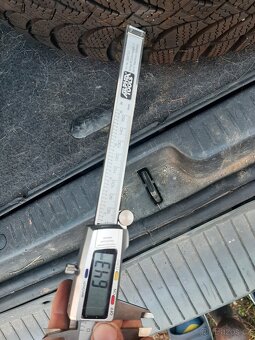 kola 205/60 R16 Grand Scenic - 4