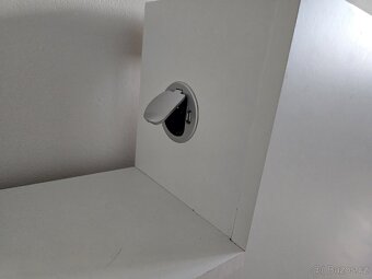 Prodám vlastnoručně vyrobeny nábytek (peřiňák za postel) - 4